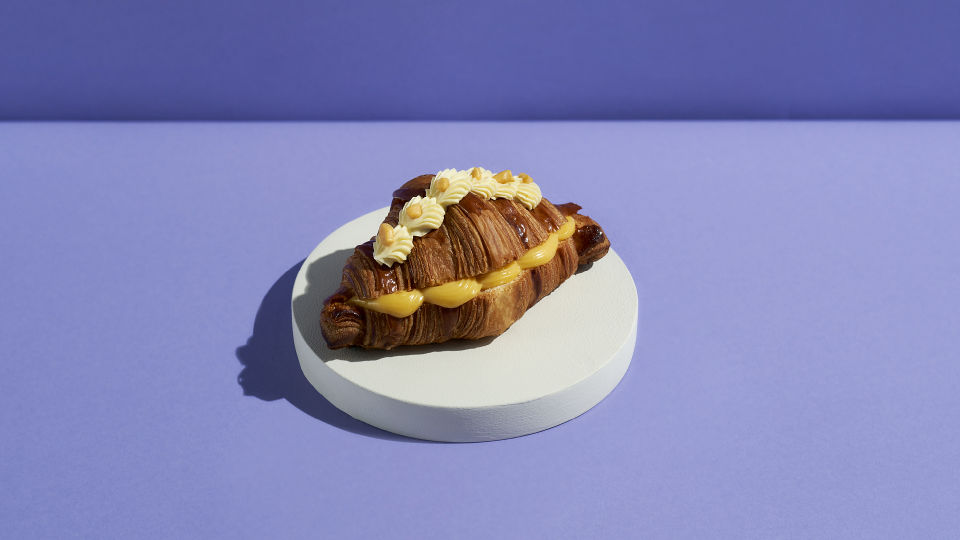 Croissant de maracuyá, la creación de Unai Fernández de Retana del restaurante El Clarete y artepan, con motivo del 40 aniversario de la casa 1